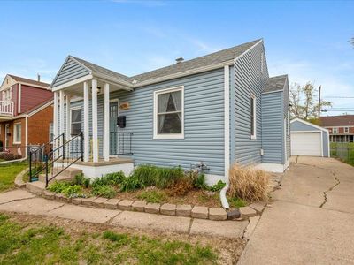 6196 Walnut St, Omaha, NE, 68106