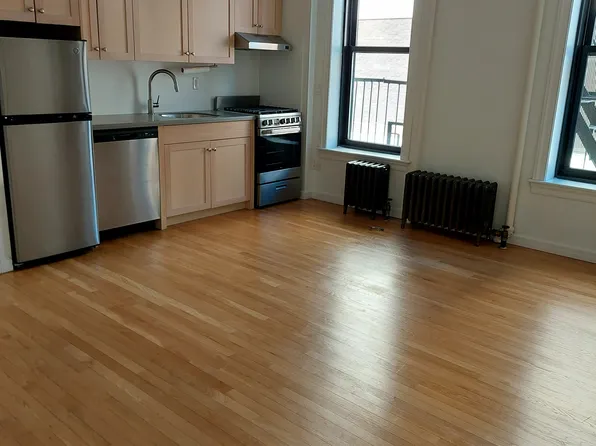 1327 3rd Avenue image 1 of 5