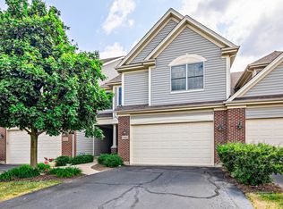 1261 Prairie View Pkwy, Cary, IL 60013