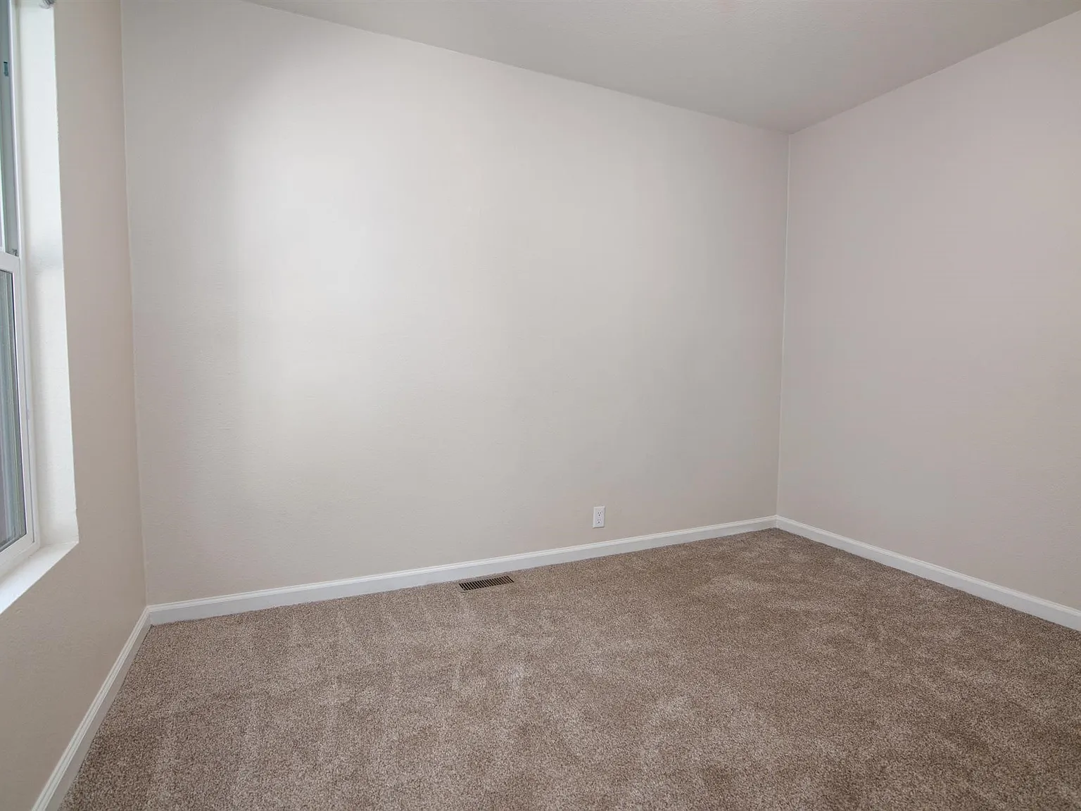 1 bed, 408 sqft, $1,875 — Photo 2