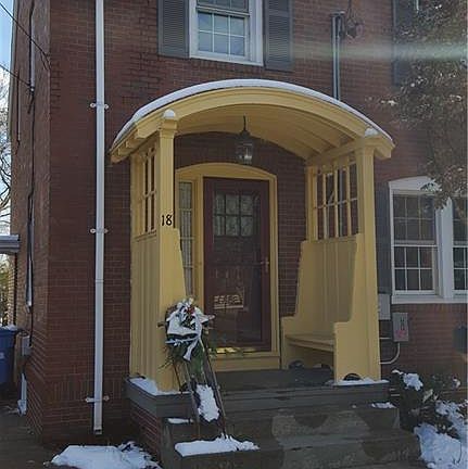 4th image of 18 Blackstone St