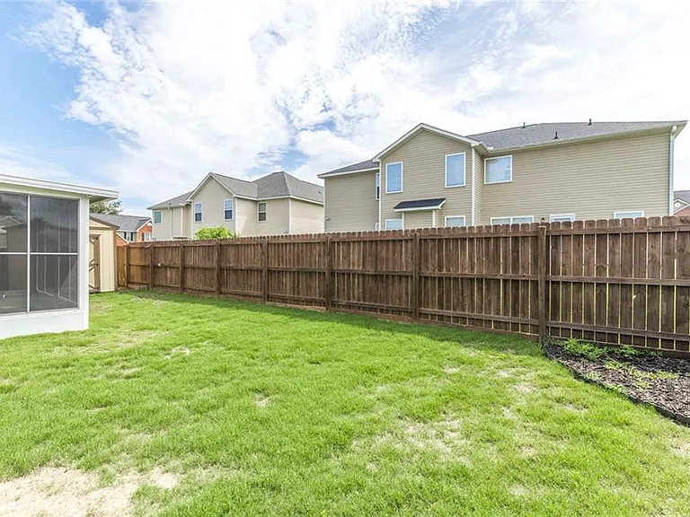 104 Bryce Dr — Photo 33