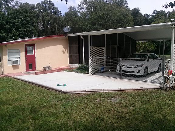 2nd image of 709 Stanley Ave