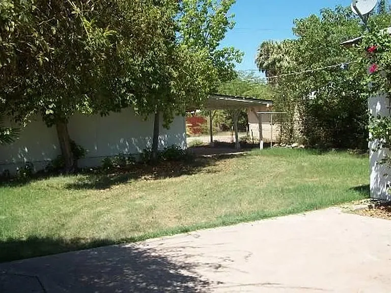 1214 S Roosevelt St — Photo 1