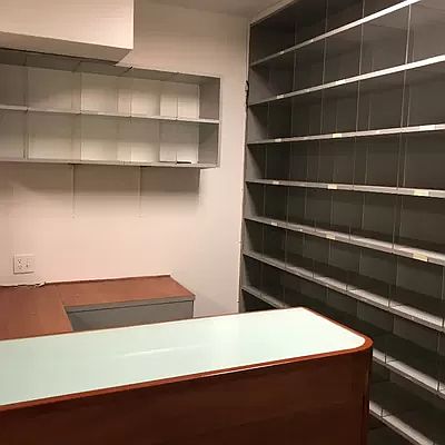 4th image of 210 Canal St Room 410