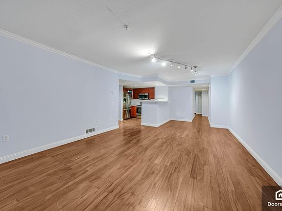 3rd image of 1346 Stevenson St APT B101