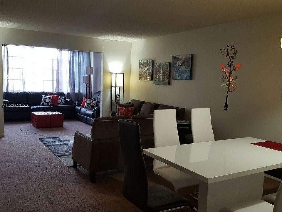 1st image of 445 NE 195th St APT 325