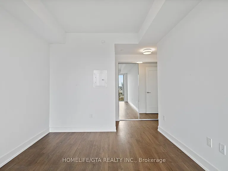 30 Inn On The Park Dr #2104 — Photo 23