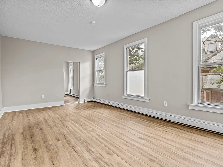Spacious and Airy Living Room
