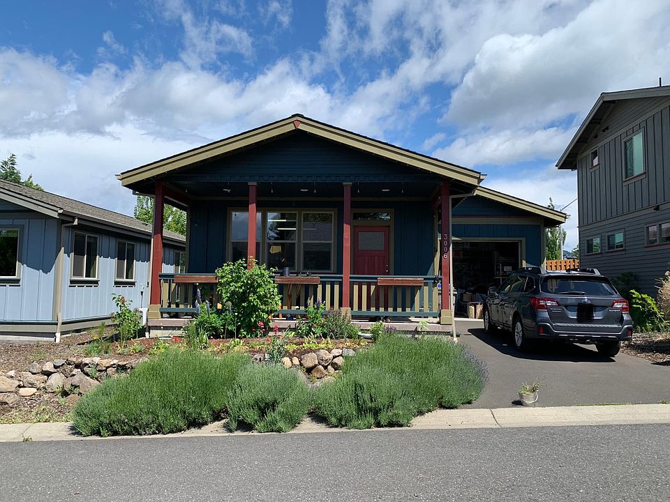 1st image of 3006 Dana Ln