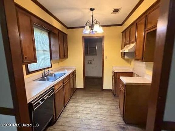 4th image of 3936 Lost Lake Cir