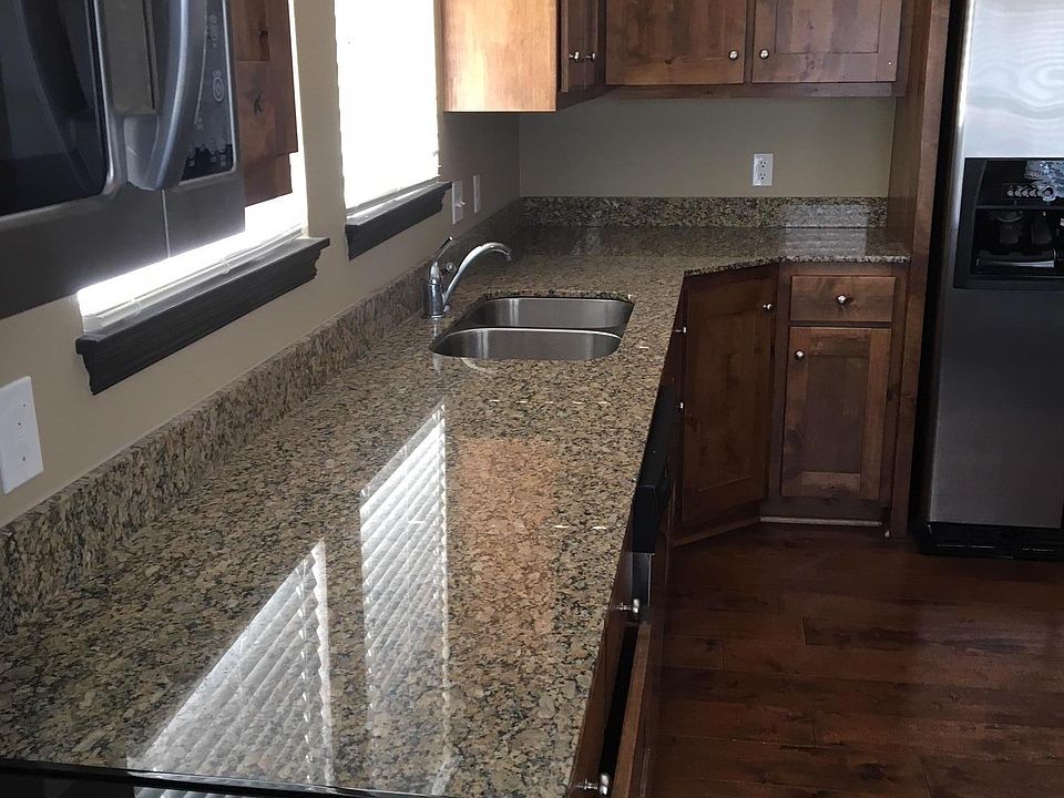 2nd image of 2019 Nova Ave APT 3