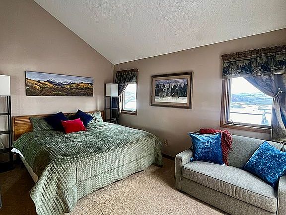 4th image of 35 Promontory Dr #11
