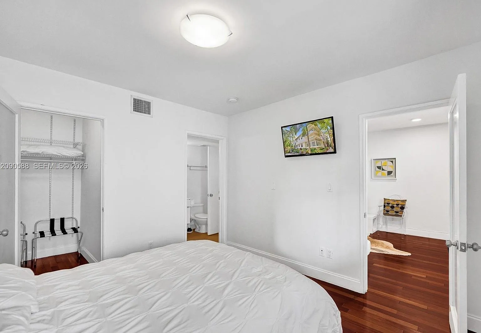 Retreat Condo — Photo 4