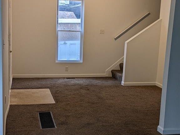 4th image of 226 Lexington Ave