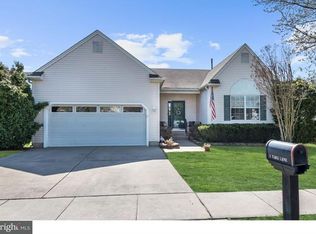 1 Tara Ln, Delran, NJ 08075