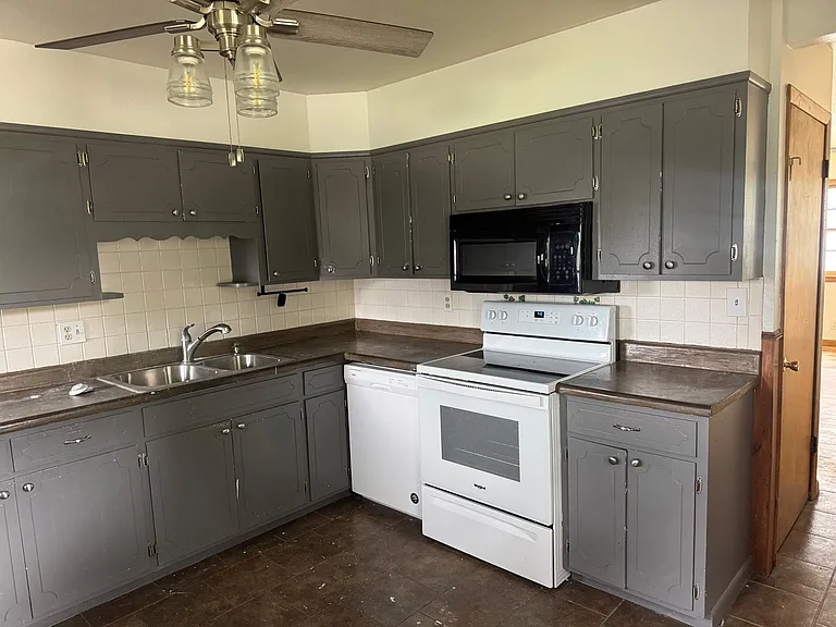3519 Lafayette St — Photo 13