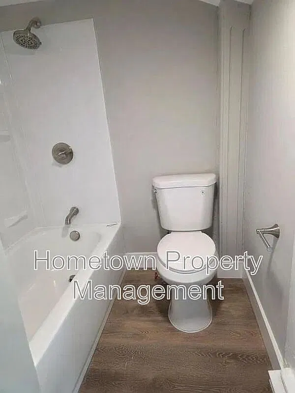 2 bed, 1.0 bath, 752 sqft, $1,650 — Photo 2
