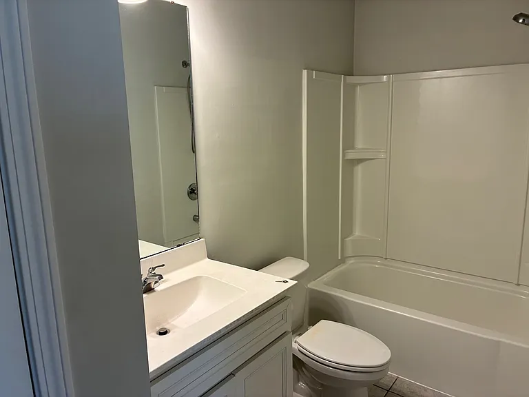 140 Hayworth Rd — Photo 10