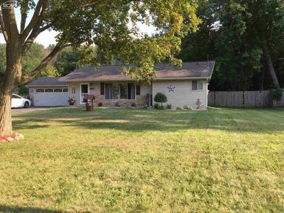 2363 Meadowbrook Ln, Clio, MI, 48420