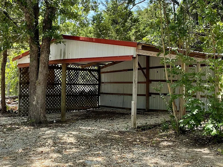 2628 Kickapoo Rd — Photo 13
