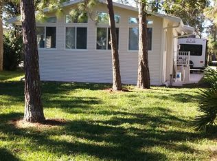 520 Lake Dr, Titusville, FL 32780