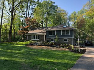1543 Sugartown Rd, Paoli, PA 19301