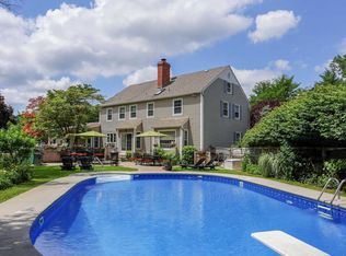 16 N Point Dr, Colts Neck, NJ 07722
