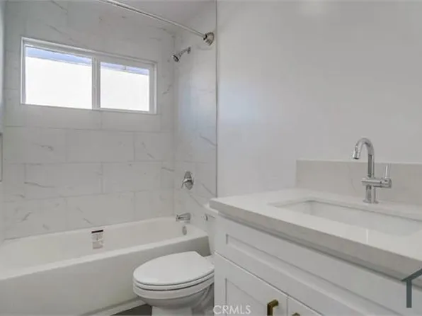 427 E 112th St, Los Angeles, CA 90061