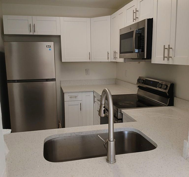 1st image of 441 Cypress Way W