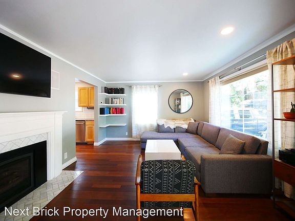 5th image of 13549 Wallingford Ave N