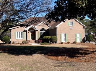 1301 Pine Valley Dr, New Bern, NC 28562