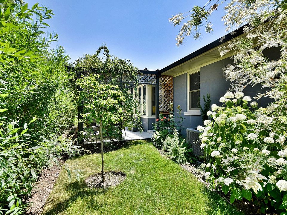2nd image of 103 E Lahon St