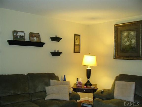 5th image of 103 Woodsbrook Dr #103