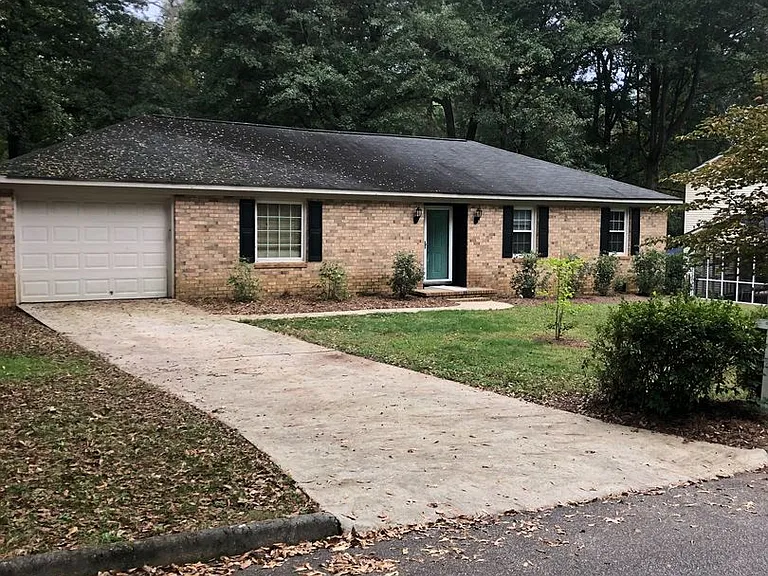 120 Valley Forge Dr — Photo 1