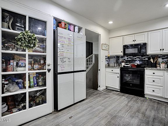 5th image of 3925 W SAN JUAN Avenue