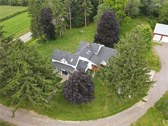 2nd image of W12198 County Road P
