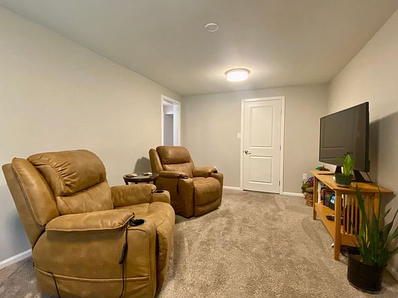 5th image of 4480 S 172nd St