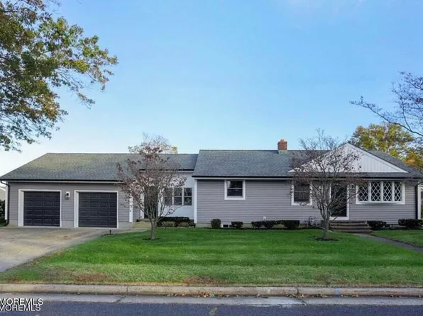 4 Campbell Drive, Eatontown, NJ 07724