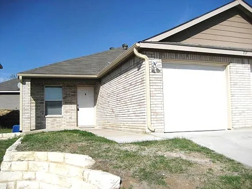 717 Claremont Pkwy #A Photo 1