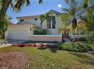 15632 SW 44th Ter, Miami, FL 33185