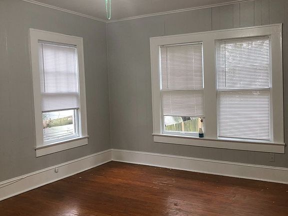 3rd image of 618 Wilkinson St APT 6