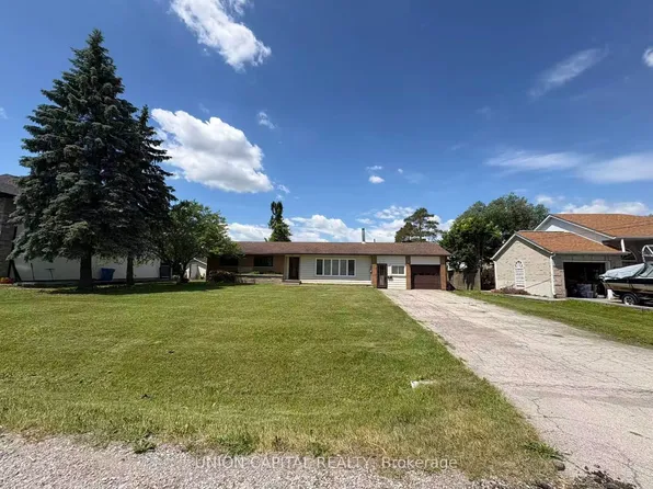 64 Canal St, Georgina, ON L4P 1K5