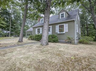 31 Fairway St, Weymouth, MA 02188