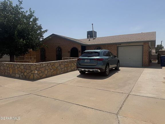 2nd image of 5744 Longview Cir