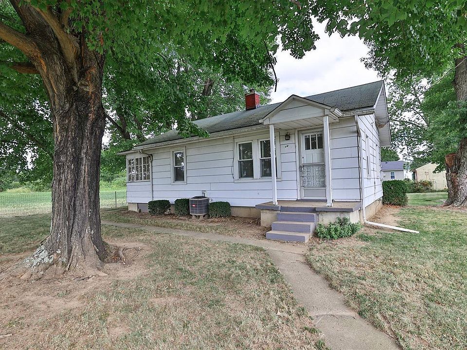 1st image of 11043 Gaines St