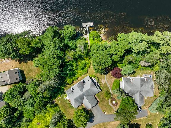 3rd image of 17 West Harbor Pond Road #17B