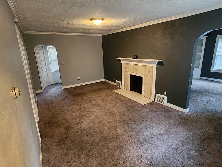 3370 Berkeley Rd — Photo 3