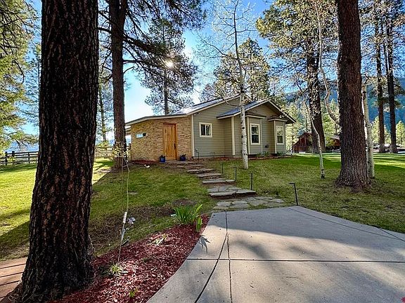 3rd image of 234 Wapiti Drive