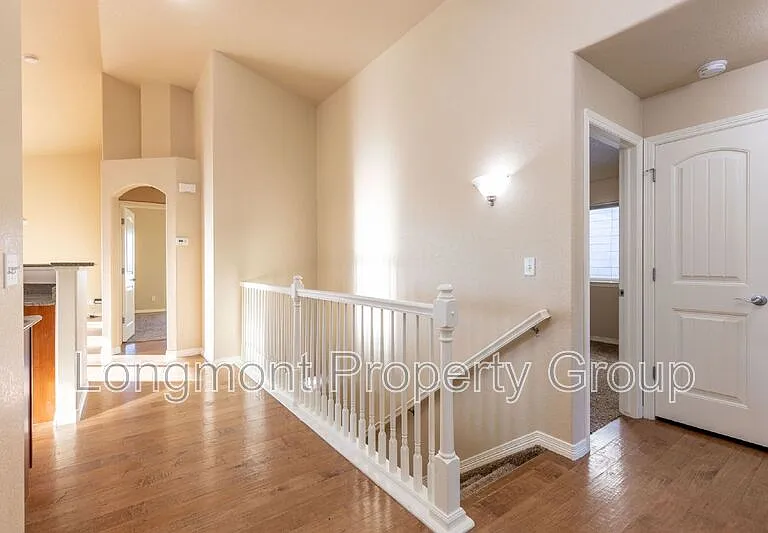 2650 Bridle Dr — Photo 2